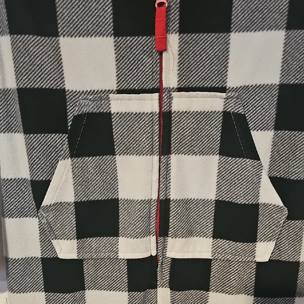 Cat & Jack Red Trim Black and White Sleepwear